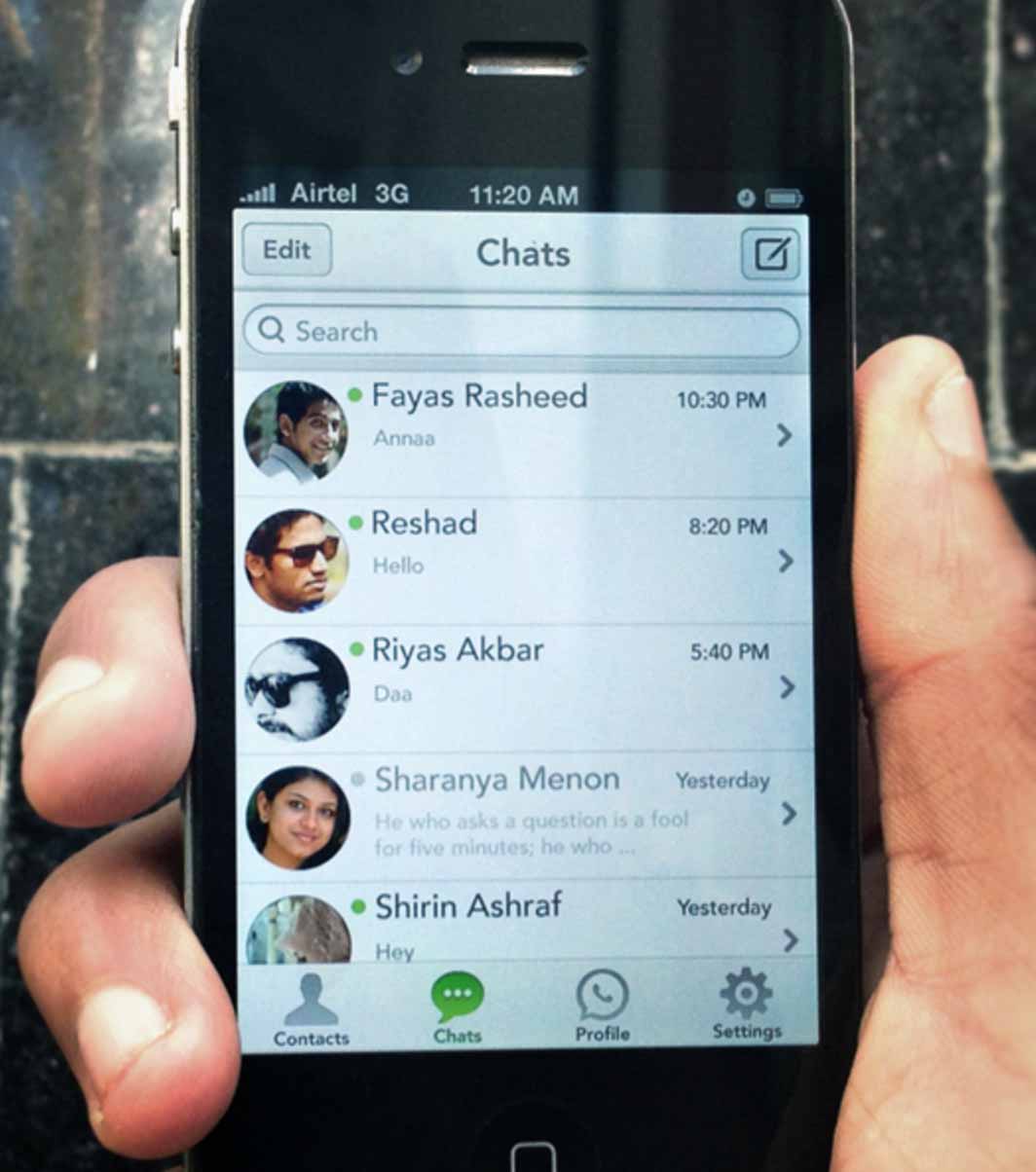 Cómo leer discretamente los mensajes de tu novia o novio en WhatsApp